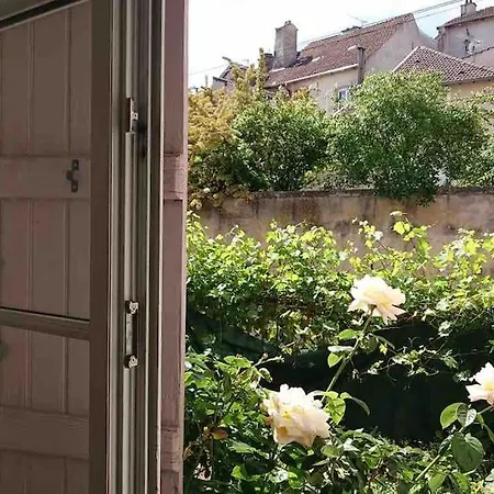 דירה Logement Au Calme Et En Plein Coeur ! *